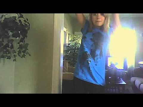 My Awesome Cuzzen ( Jade ) singing & dancing to we...