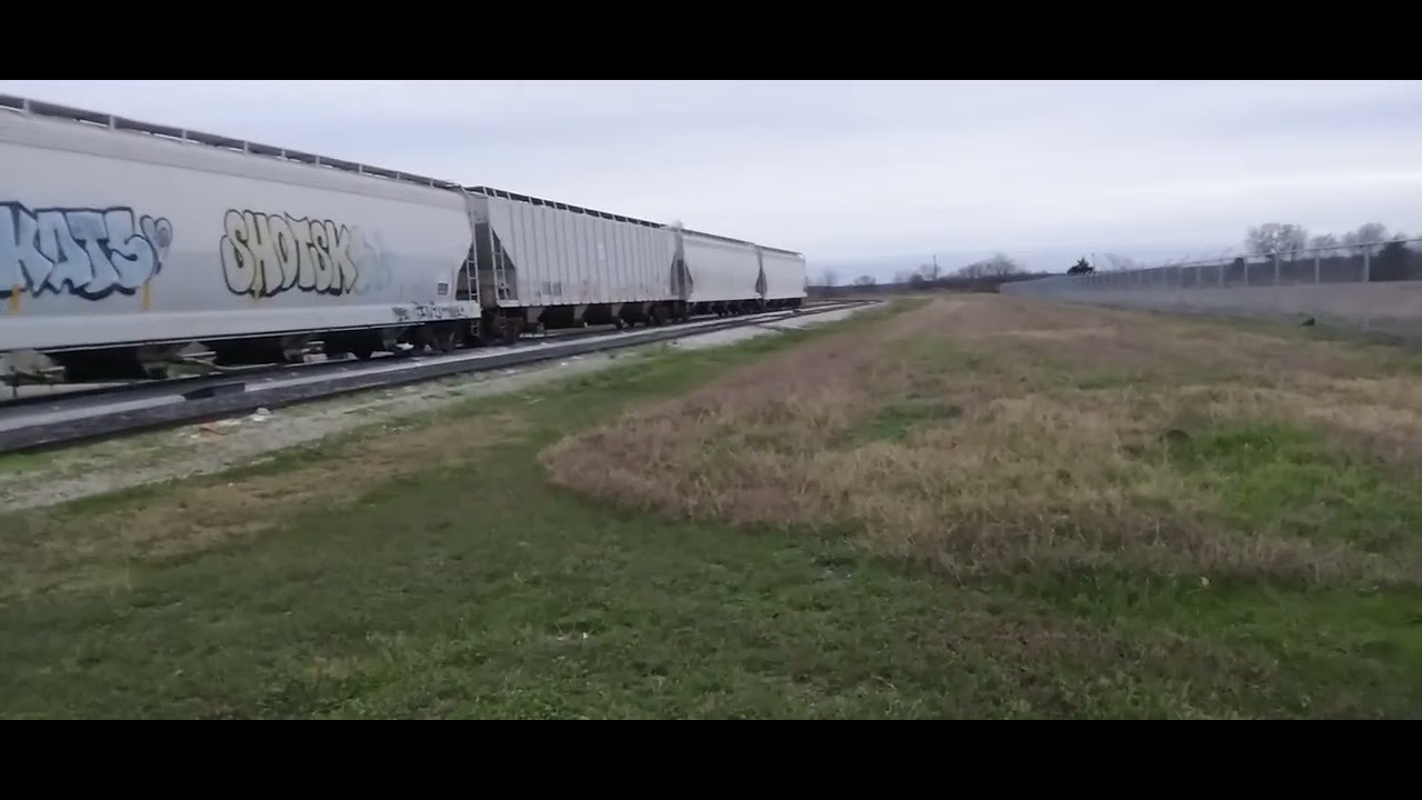 JAC JAC TRACK MAINTENANCE AT HELL - YouTube