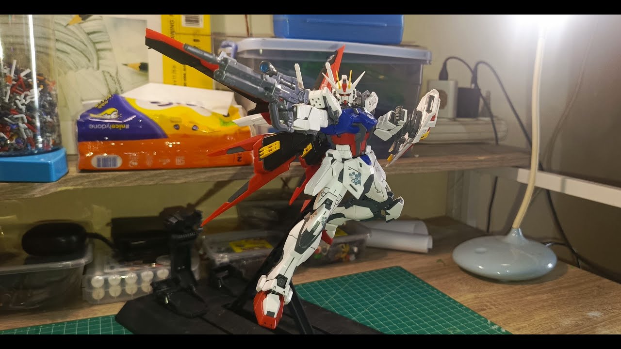First MG that i've ever build on this channel - 1/100 MG Aile Strike by Daban