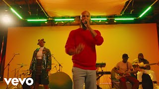 Смотреть клип Common - A Place In This World Ft Pj (A Beautiful Revolution Pt 1 - Performance Video)