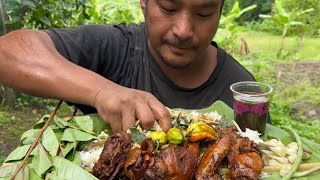 Eating Delicious smoked chicken meat with sichuan leave, snake beans and black soup // kents vlog.