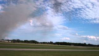 Grumman Tbf Avengers Landing Oshkosh Airshow
