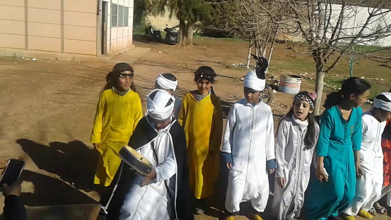 رقصة احيدوس لتلامذة البويحياوية خلال حفل التميز