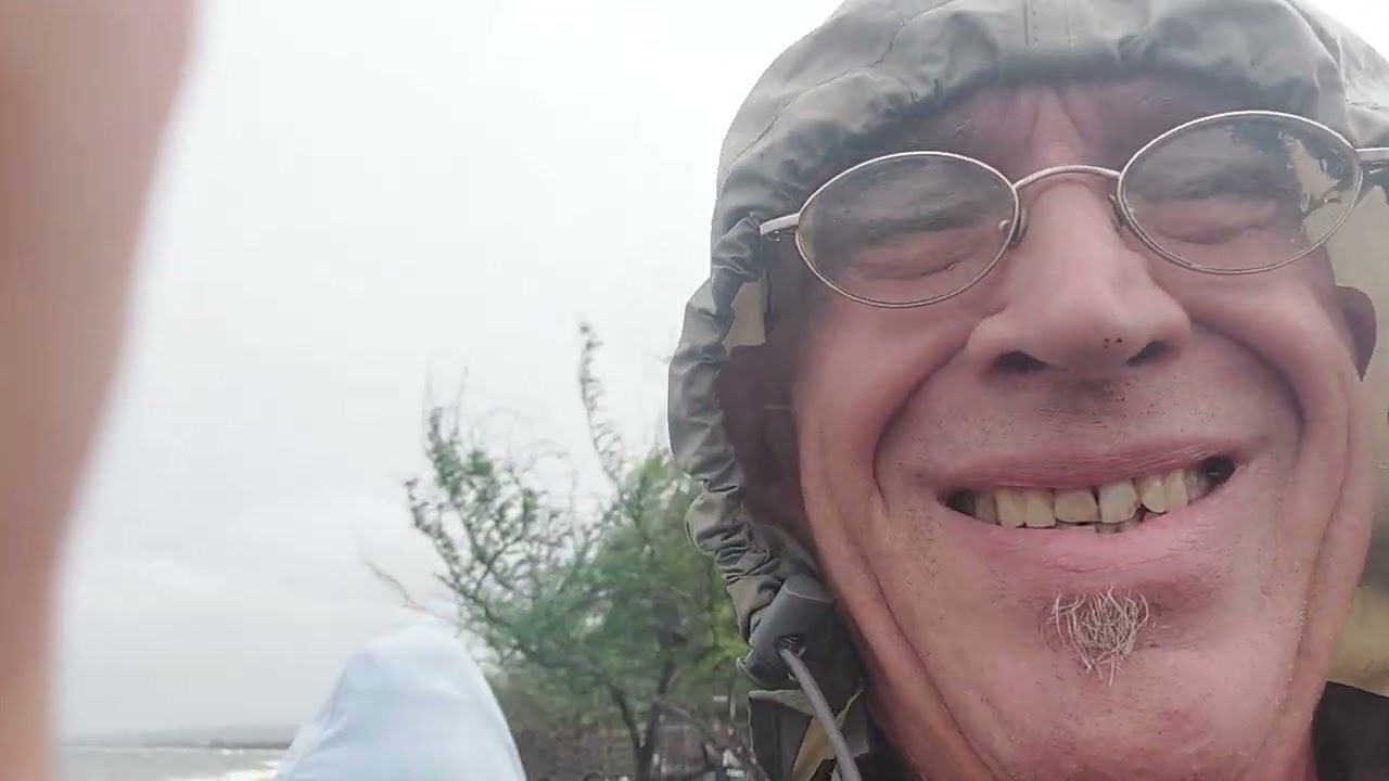 Tempete tropicale Ramil et tortue dans le barangay de ma douce