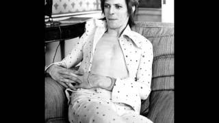 David Bowie - Rare interview [1973]