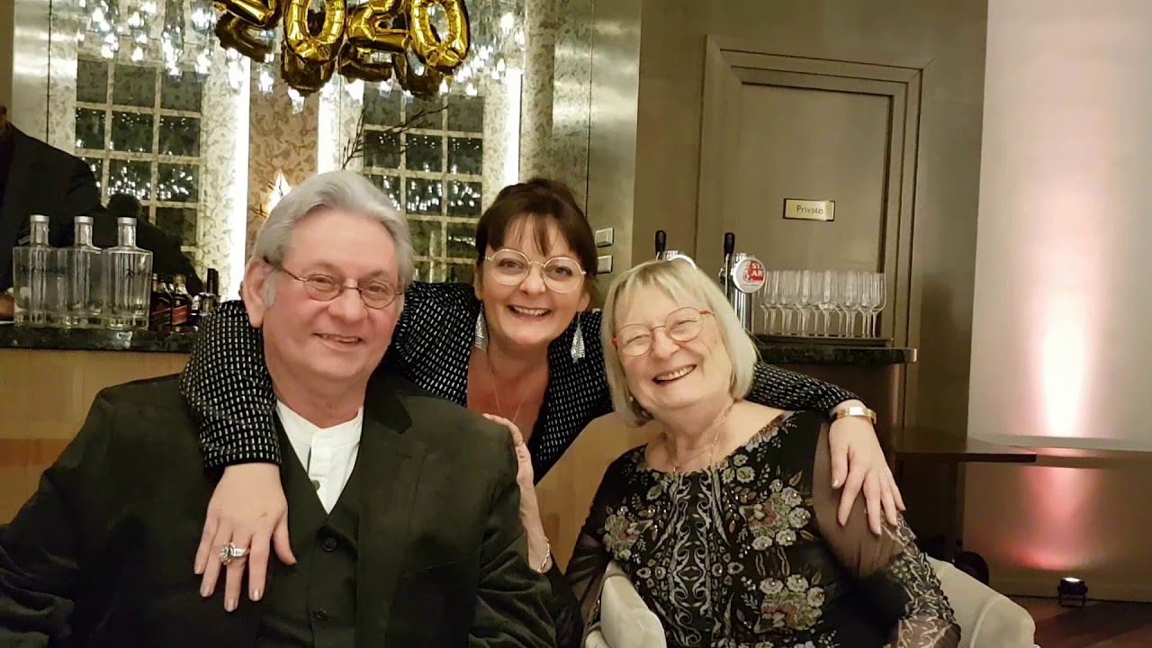 ASMR FR SOUVENIRS DU NOUVEL AN 2020 - PHOTOS VIDEOS ET BLABLA