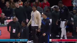 Paolo Banchero throws the no-look alley-oop to Bol Bol 👀