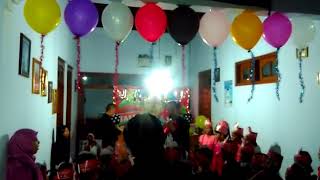 Mereka bergembira Di acara Ultah Dik Jalu,,, jl. salak , keniten