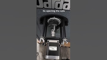 BREAKING into a SAFE! 😱