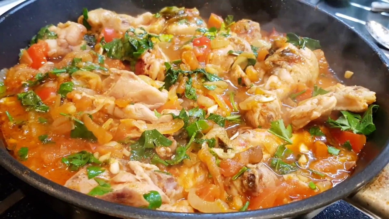 чахохбили с картофелем в казане. чахохбили с картошкой. скоблянка рыбная. чахохбили из курицы классический рецепт с картошкой. чахохбили из курицы с картошкой.