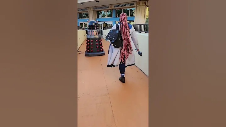 #DALEK & #THEDOCTOR RUNNING LATE FOR A PANEL AT #TBCC #TBCC2022 #DALEKHAL #SUBSCRIBE #SHORTS