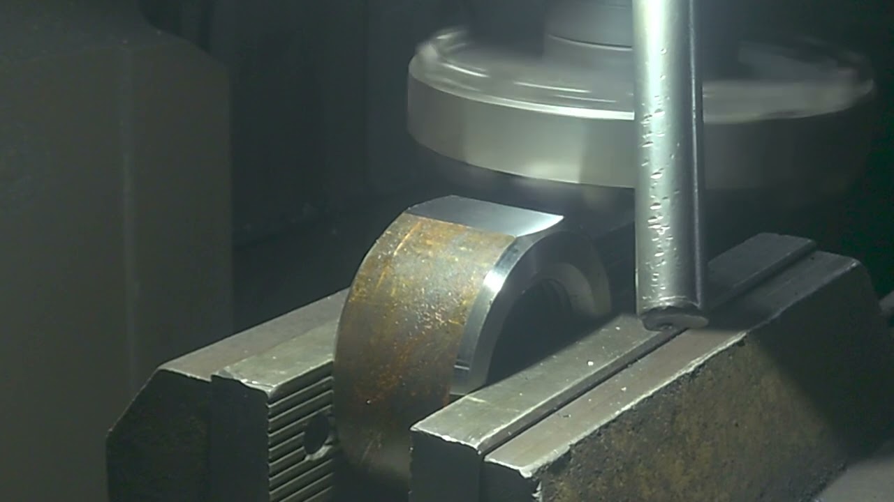 Фрезеровка втулки на станке 6М13П / Milling the sleeve on the 6M13P machine