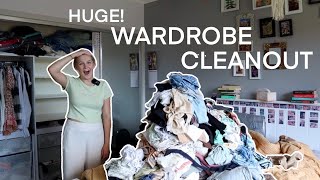 A much needed closet cleanout and wardrobe organisation!