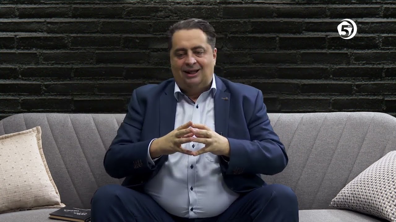 Nije sve tako crno - dr Kenan Crnkić - OKRENI PLOČU