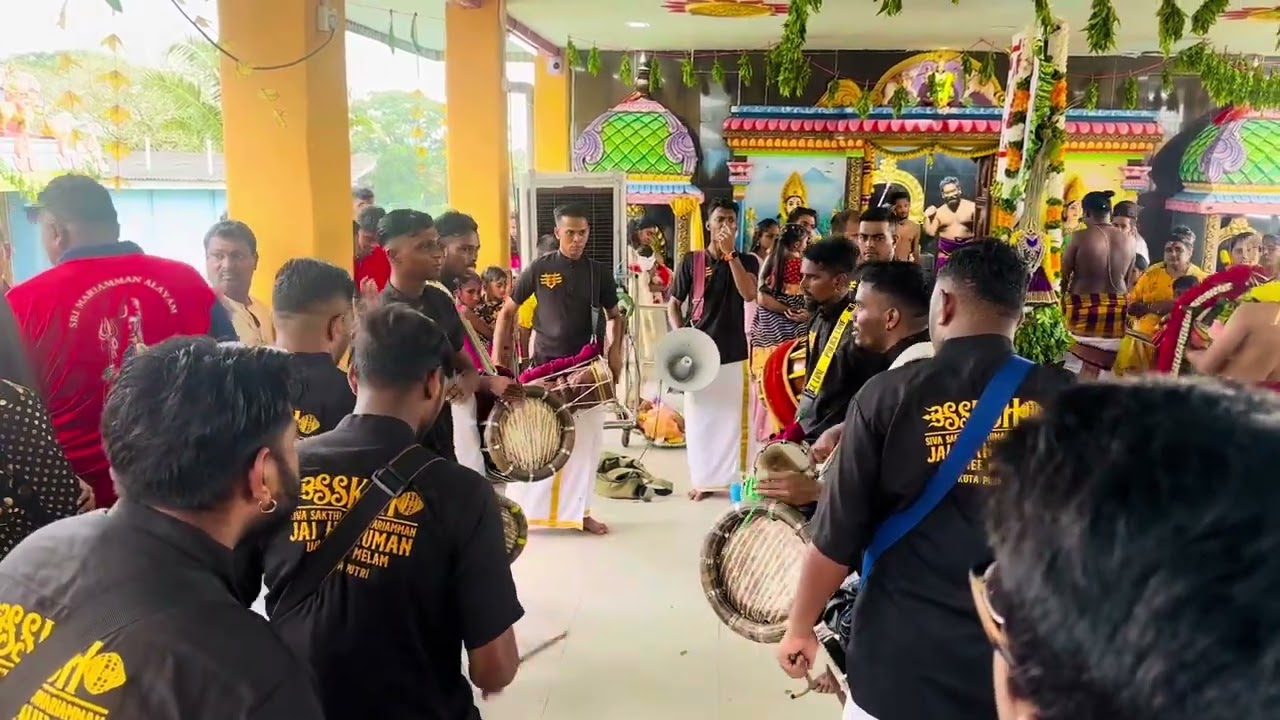 Karunkattil | Siva Sakthi Karumariamman & Jai Hanuman Urumi Melam JB | Sedenak