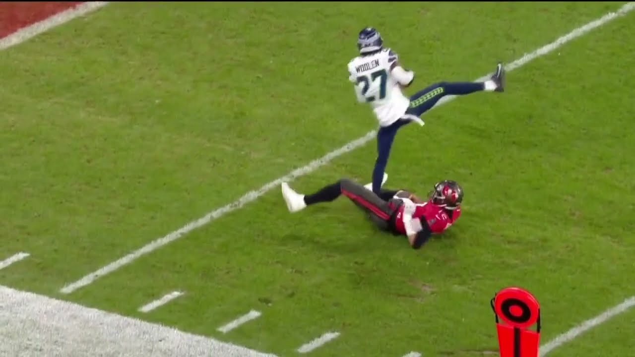 NFL fans left shocked by Tom Brady's tripping penalty