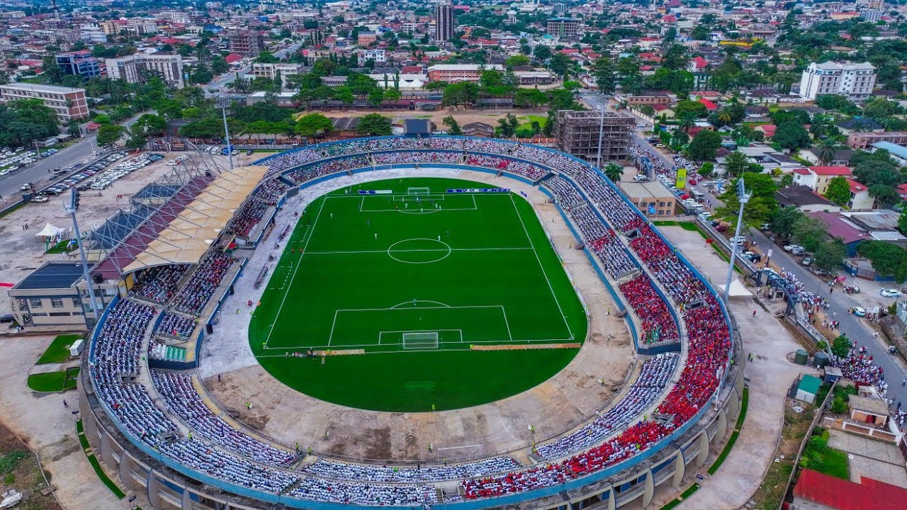 Ivyo mu tamenye kw'iyugururwa rya stade Intwari - YouTube