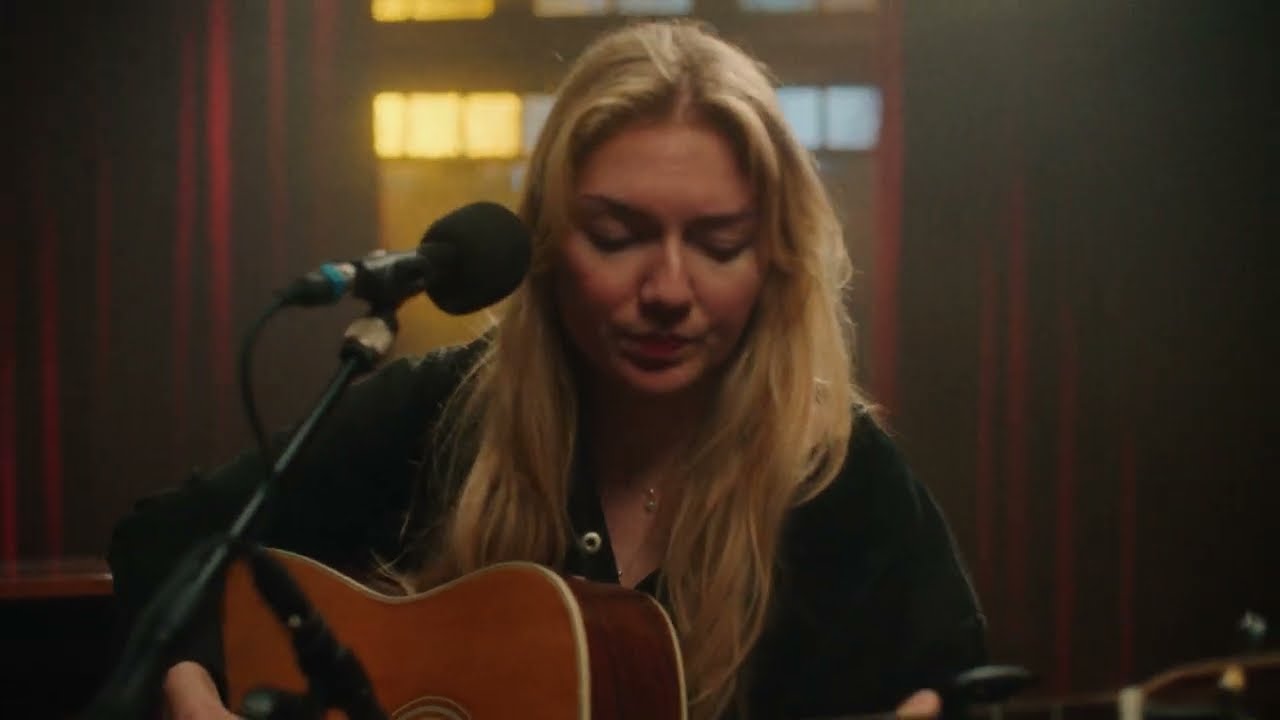 Jana Mila -  Like Only Lovers Could (acoustic)