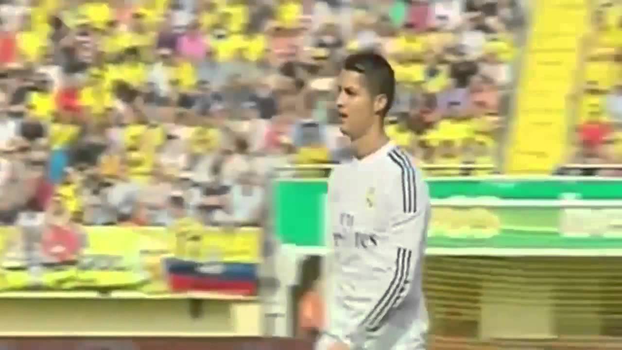 Reaction of Cristiano Ronaldo seeing Come Home Ronaldo - United Reel banner (27/09/2014)