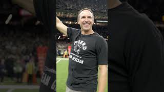 Drew Brees & Mark Ingram Lead Saints Pregame Chant