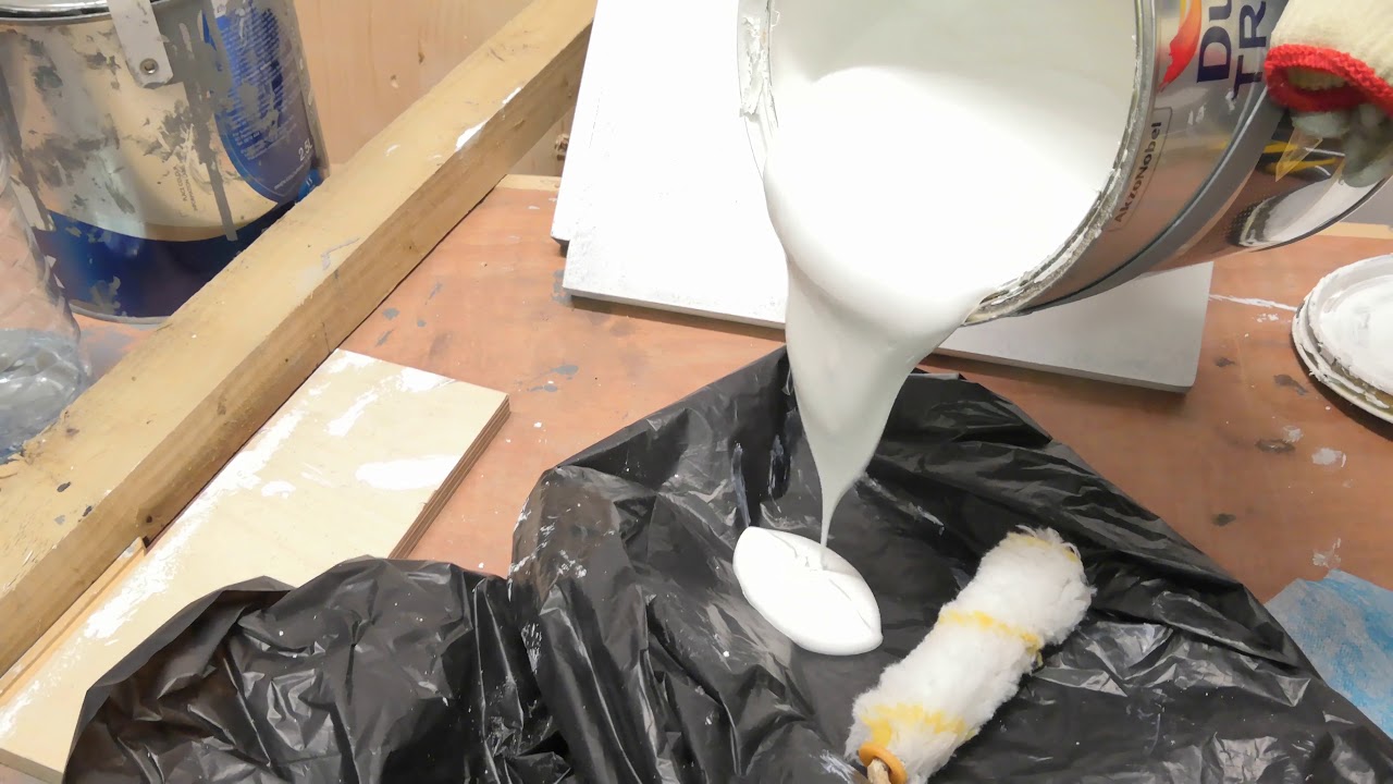 Dulux Trade Diamond Quick-Drying Eggshell Paint Pure Brilliant White 2.5Ltr - YouTube