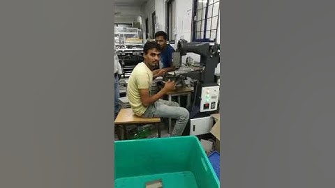 LS 40A MANUAL CORNER PASTING MACHINE  IN