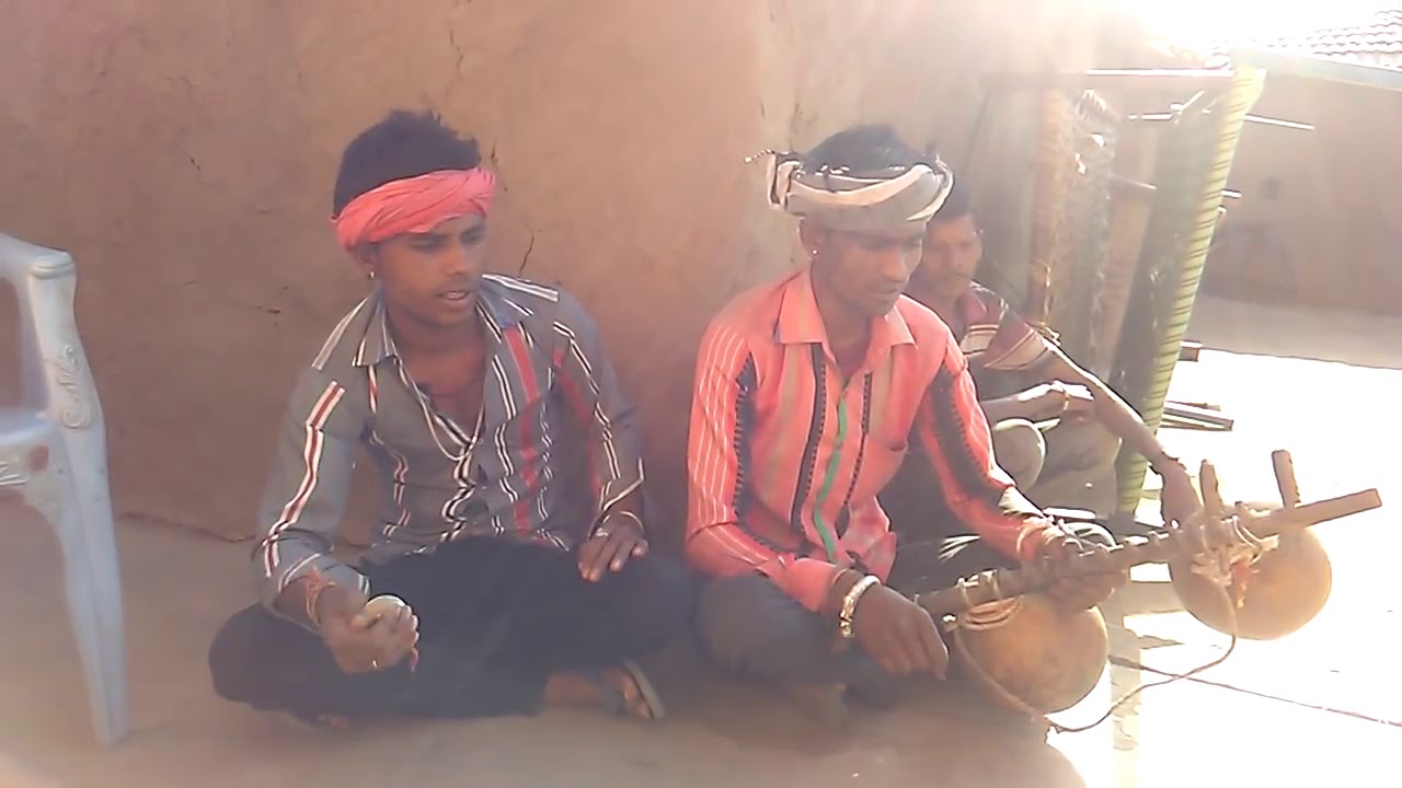 Adiwasi jhabua The good think of godest song bhajan by villager
