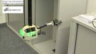 hand-bot climbing a shelf!