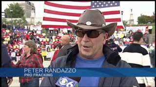 Pro-fracking rally in Downtown Albany