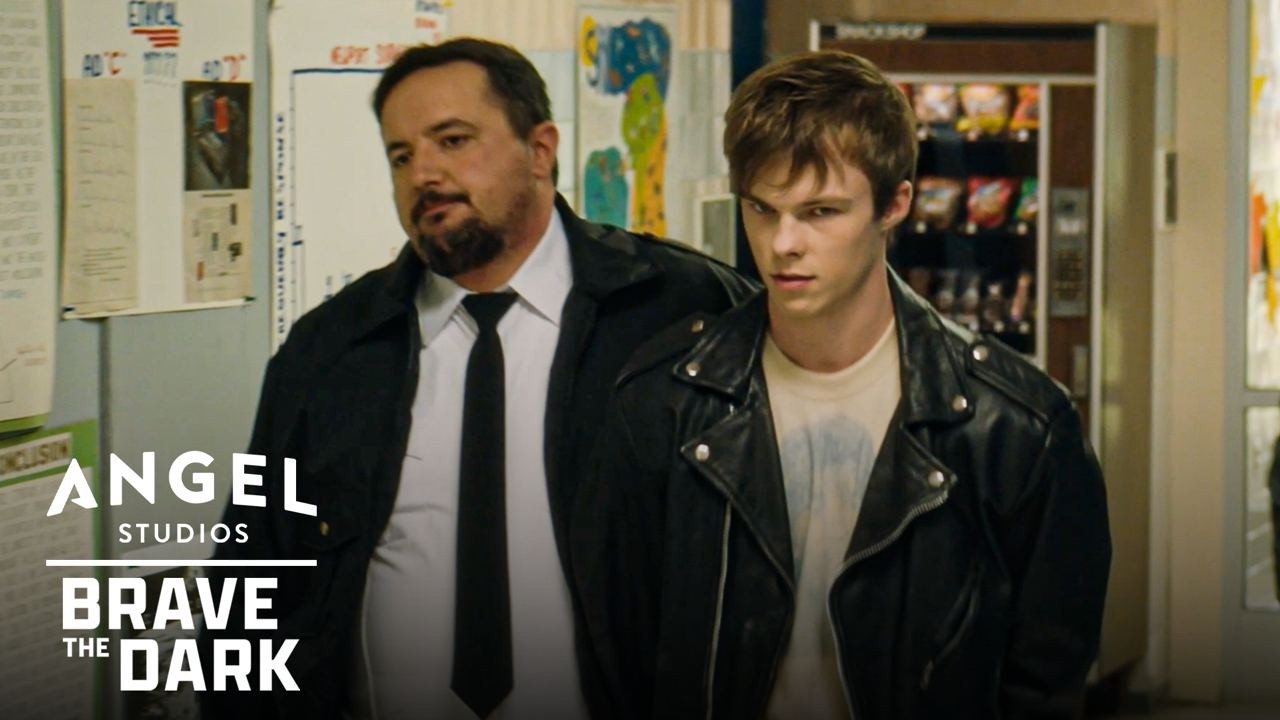 Арест Нейта — сцена | «Храбрая сердцем» (2025) Николас Гамильтон | Angel Studios | CLIP