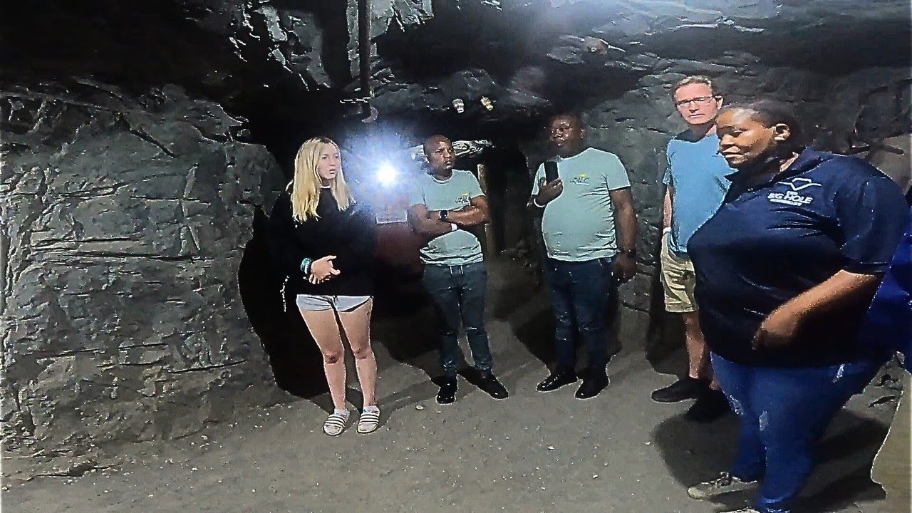 Другая сторона алмазной шахты Кимберли, о которой вы не знаете — Южная Африка (большая дыра)