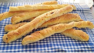 Ψωμάκια ΧΩΡΙΣ ΖΥΜΩΜΑ με τυρί και ελιές της Γκόλφως 