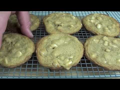 White Chocolate & Macadamia Cookies - Subway Recipe