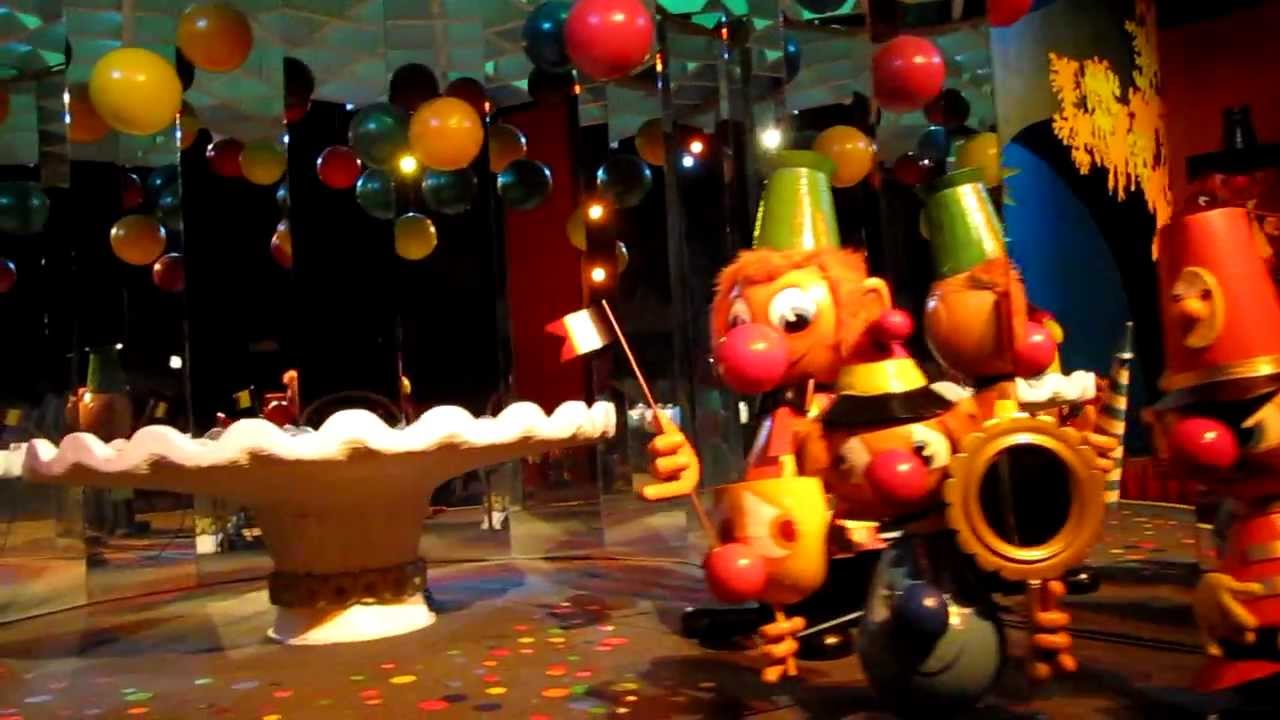 Carnaval Festival, Tussen Loeki en Jokie in