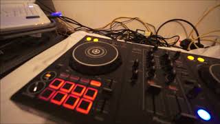 PIONEER DDJ-400 CONTROLLER FOR THE BEDROOM DJ OR IS IT?