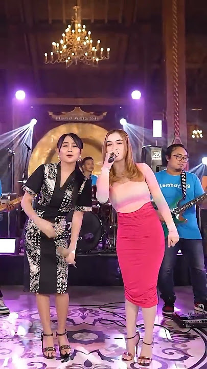 Selvi Ayunda ft Ajeng Febria Sepiring Berdua #dangdut #dangdutkoplo #ajengfebria #selviayunda