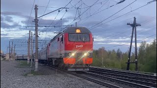 отправление ЭП2К-123 с пассажирским поездом