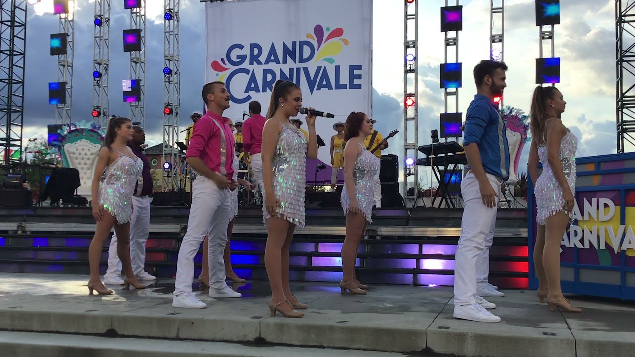 Kings island Grand Carnivale Royal Rhythms daytime show opening night