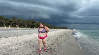 We Went Looking For Shark Teeth At Venice Beach But Than A Massive Thunderstorm Rolled Through! 
