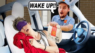 NEVER DO THIS IN THE DRIVE THRU! *PRANK*