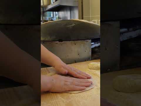 أطيب وصفة عجينة الصاج على الطريقة اللبنانية