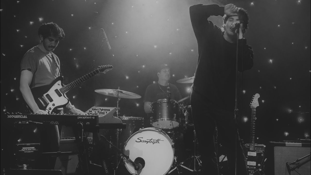 HoneyWireless (first show of 2025) | HONEYWIRE VLOG 6 | auf YouTube ansehen HoneyWireless (first show of 2025) | HONEYWIRE VLOG 6 | auf YouTube ansehen