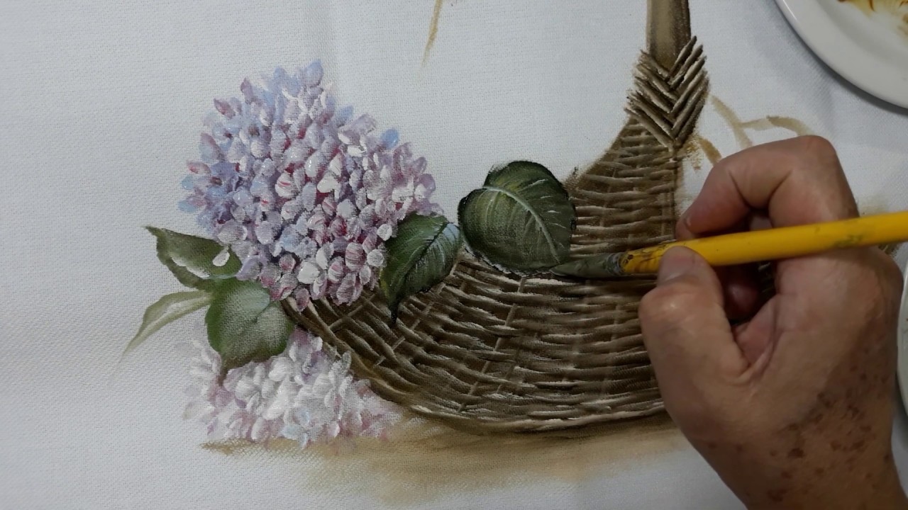 Pintando cesta com hortencias - Parte2