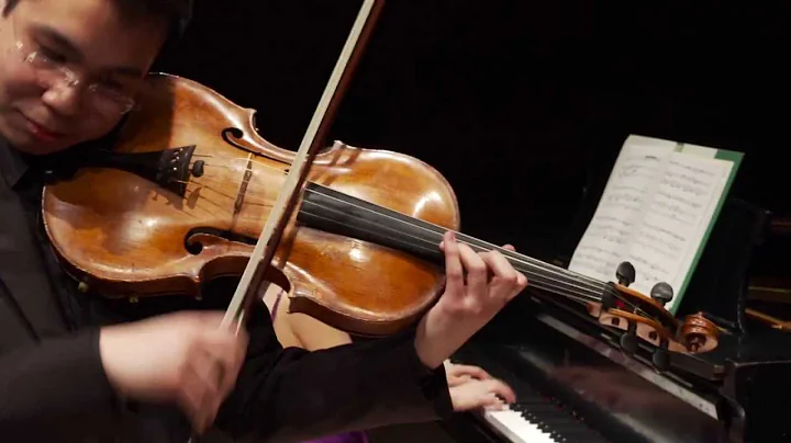 Born Lau plays Tango from Sarasateana