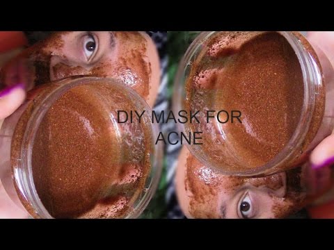 Egg and cinnamon mask for acne