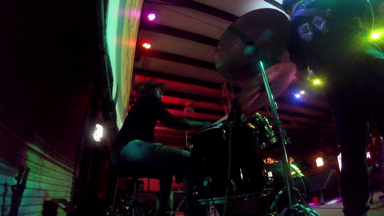 Assista a Mojo fraction (Chris wells on drums) no YouTube Assista a Mojo fraction (Chris wells on drums) no YouTube