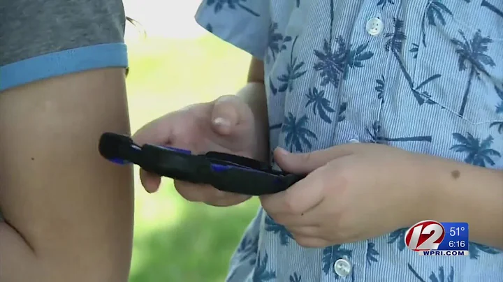 Newport considering cell phone ban in schools citywide