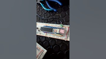 Apellidos Display 16 segmentos