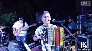 Video-Miniaturansicht von „Cariñito - Kombolokos (en vivo 2019)“