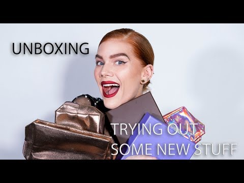 Unboxing and playing around with the makeup inside | Linda Hallberg Tutorials